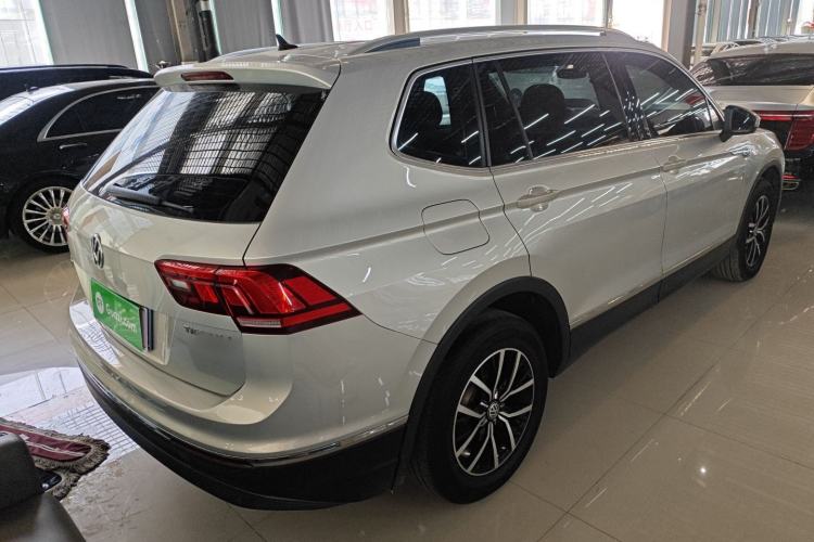 Used Volkswagen Tiguan L 2017 330TSI Automatic Two-Wheel Drive Luxury Edition