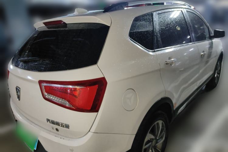 Used Baojun 560 2015 1.8L manual luxury version