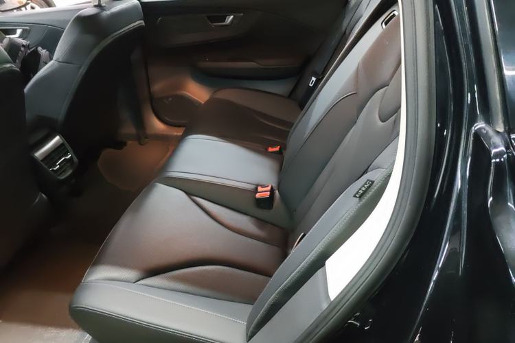 Used Hongqi E-QM5 2021 Charging Version Flagship Edition Left Rear Seat