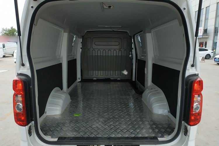 Used CHANGAN KAICHENG Ruixing EM80 2025 Model Commercial Version Standard 2-Seater 300 km Liftgate Trunk