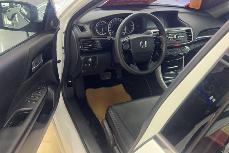 Used Honda Accord 2016 2.0L Comfort Edition
