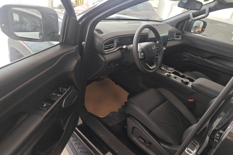 Used RELY Venucia R08 2025 Model 2.3T 8AT 2WD Diesel Long Box Trail Edition Driver Seat