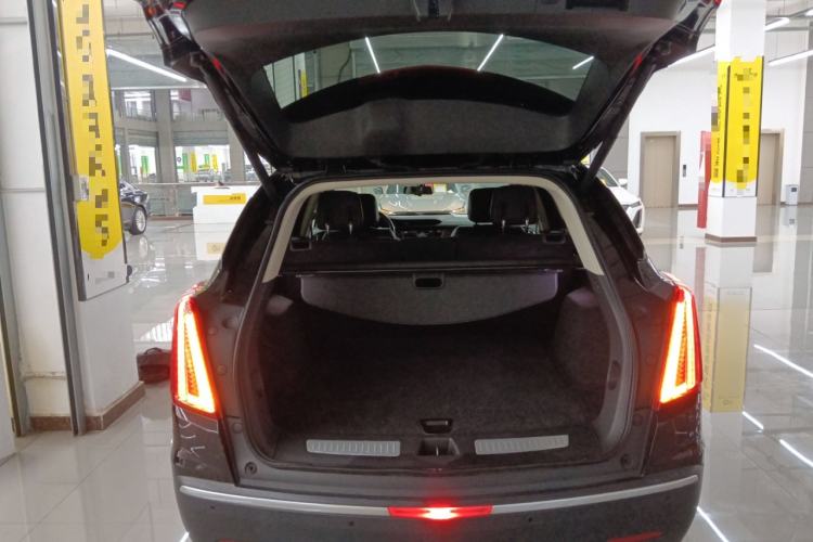 Used Cadillac XT5 2018 25T Luxury Model