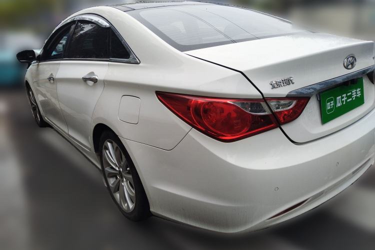 Used Hyundai Sonata 2011 2.0L Automatic Supreme Edition Rear Left 45 Deg