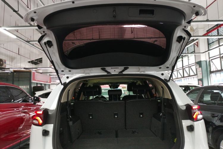 Used BYD Tang 2019 2.0T Automatic SmartConnect Luxury Edition 7 Seats China VI Standard
