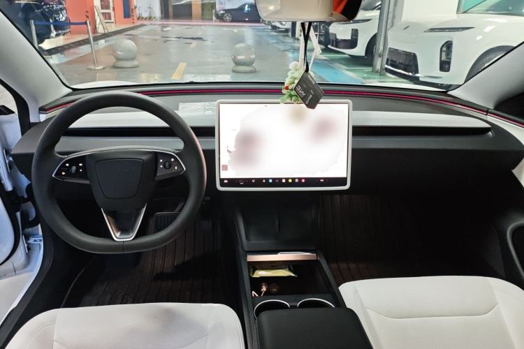 Used Tesla Model 3 2025 Rear-Wheel-Drive Version