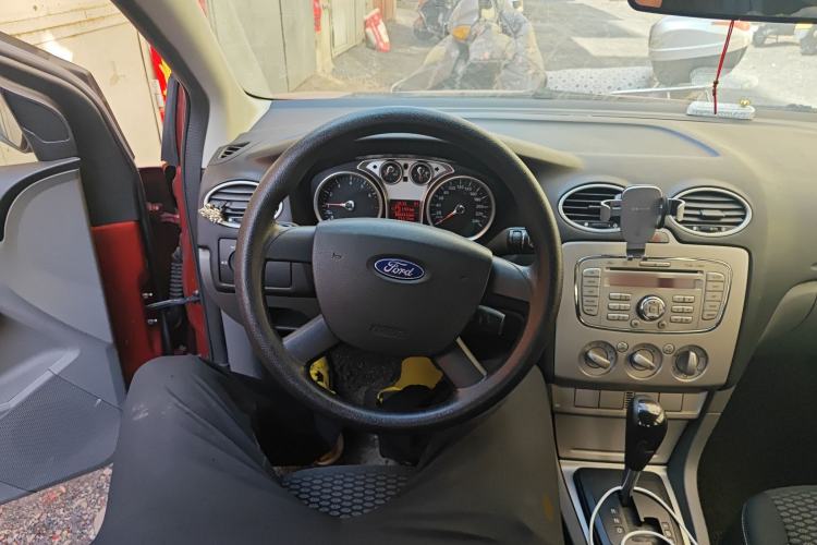 Used Ford Focus 2013 Hatchback Classic 1.8L Automatic Base Model