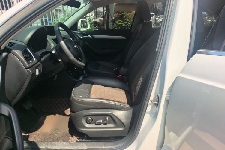 Used Audi Q3 2018 30th Anniversary Edition 30 TFSI Fashion Model Interior 4