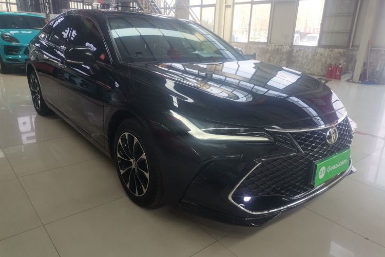 Used Toyota Avalon 2023 2.5L Luxury Edition Front Right 45 Deg