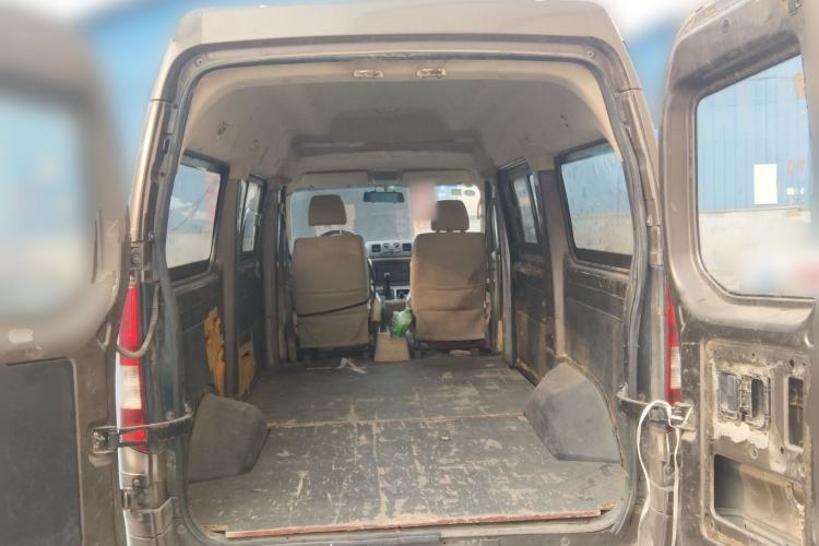 Used CHANGAN KAICHENG Ruixing M90 2016 2.0L Comfort Edition 4G94S Trunk