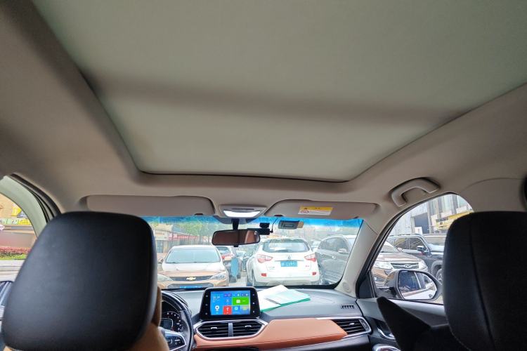 Used Baojun 510 2017 1.5L Automatic Luxury Model Headliner