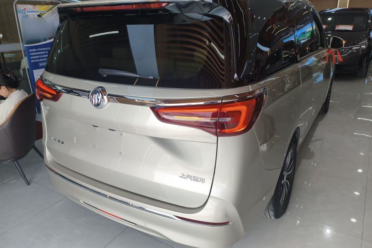 Used Buick GL8 2022 ES Landtrek 653T Luxury Edition