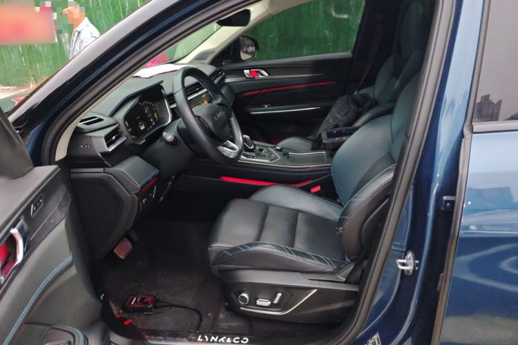 Used Lynk & Co 05 2020 2.0TD Two-Wheel Drive Shine Halo
