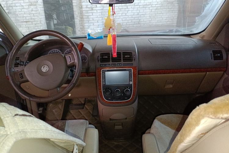 Used Buick GL8 2011 2.4L LT Executive Edition