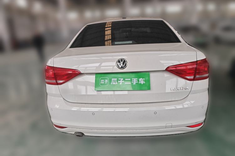 Used Volkswagen Lavida 2017 1.6L Manual Fashion Edition
