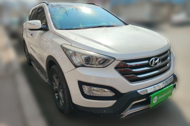 Used Hyundai Santa Fe 2013 Revised Version 2.4L Automatic All-Wheel Drive Smart Type
