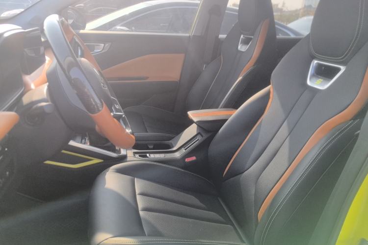 Used Wuling Alvez 2022 1.5T CVT Trendy & Cool Edition