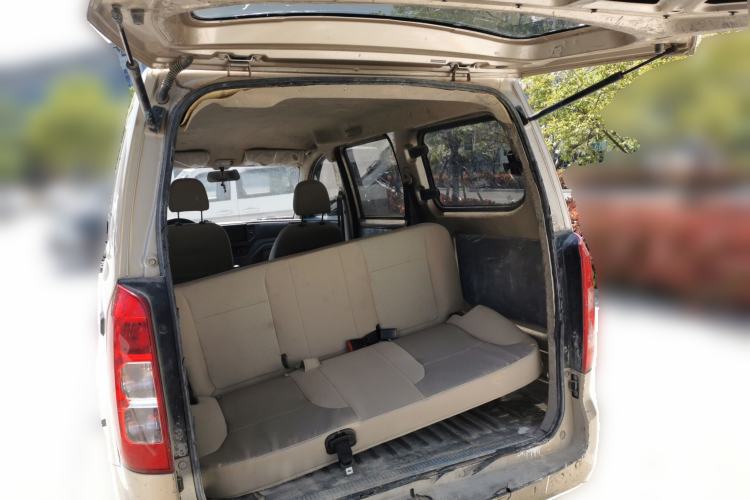 Used Wuling Hongguang V 2022 1.5L Jingqu Version Hydraulic Power Steering LAR Trunk