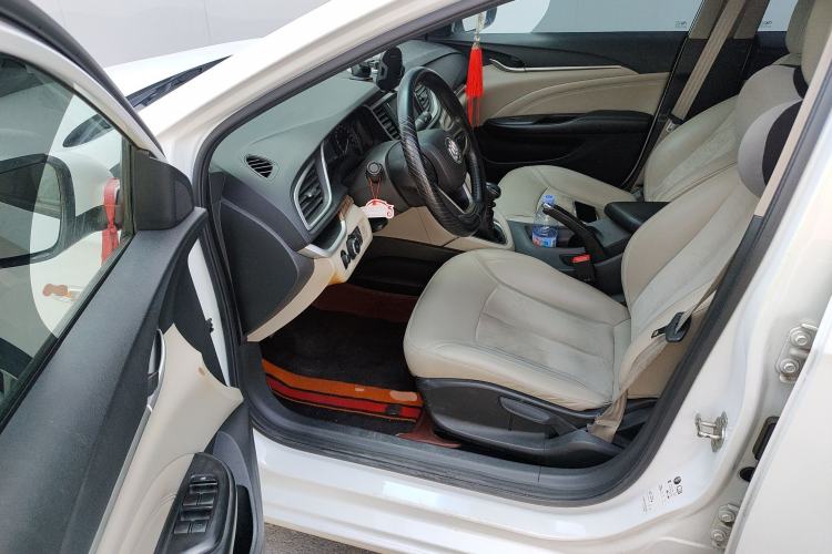 Used Buick GT 2015 15N Manual Luxury Version Driver Seat