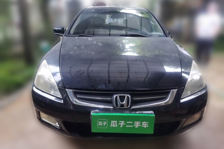 Used Honda Accord 2005 2.0L standard version
