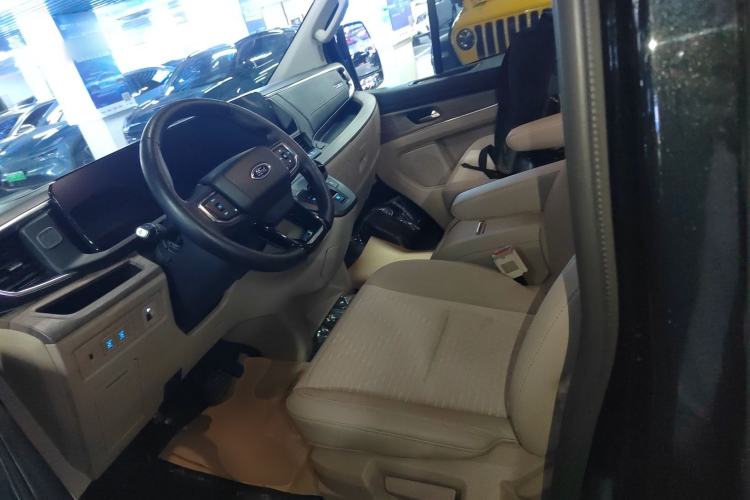 Used Ford Tourneo Custom 2023 2.0T Automatic Comfort Edition
