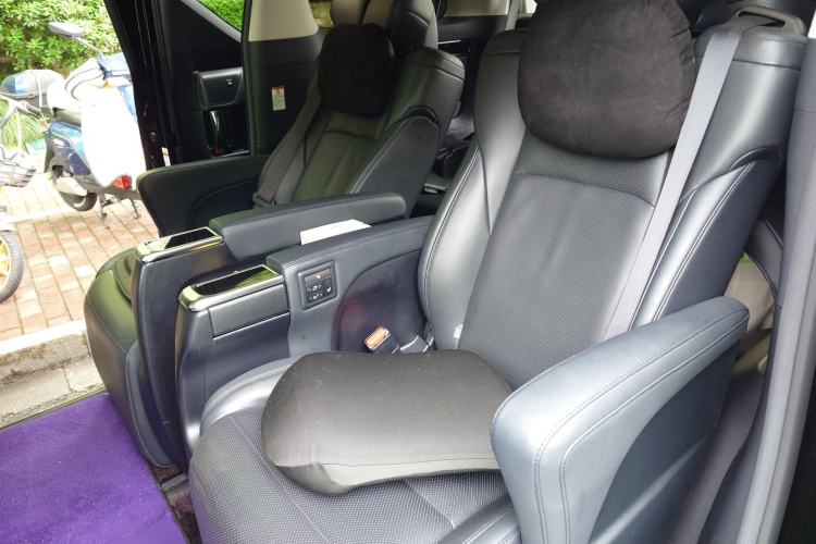 Used Toyota Vellfire 2020 Dual-Engine 2.5L HV Luxury Edition Left Rear Seat