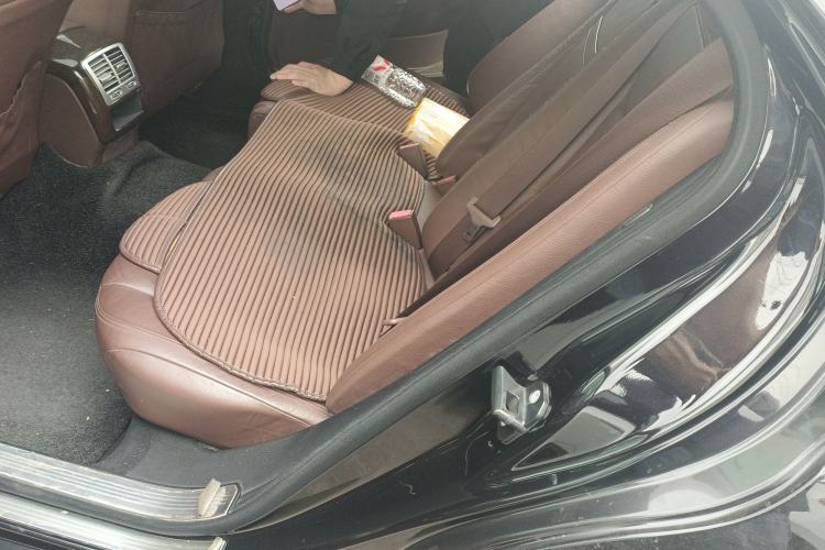 Used Mercedes-Benz S-Class 2012 S 300 L Business Standard Model