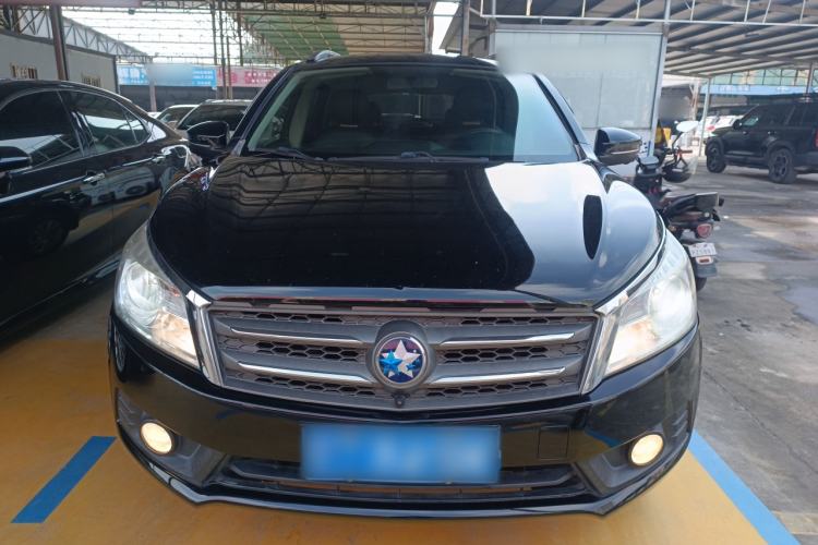 Used Venucia T70 2015 2.0L CVT Smart Choice Edition