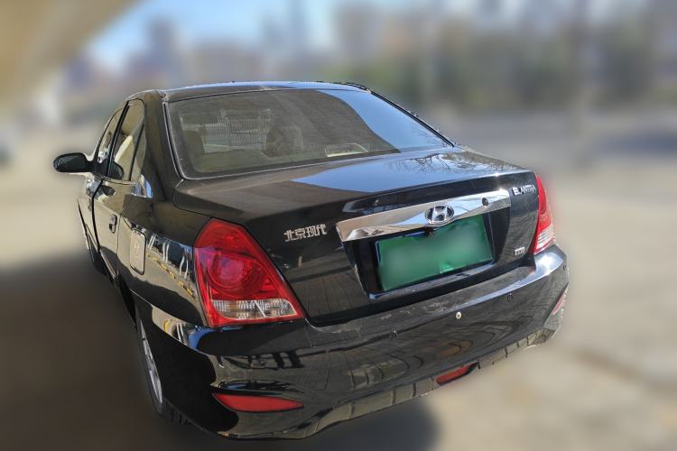 Used Hyundai Elantra 2011 1.6L Manual Comfort Version
