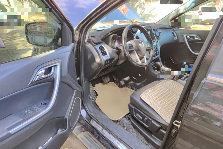 Used JMC Yusheng S350 2013 2.4T Automatic 2WD Diesel Luxury Edition 5 Seats