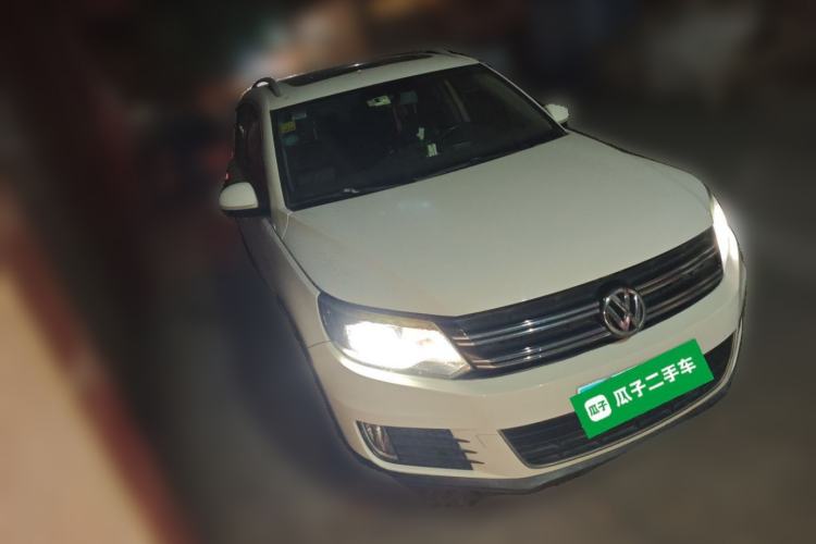 Used Volkswagen Tiguan 2013 1.8TSI Automatic Two-Wheel Drive Luxury Model Front Right 45 Deg