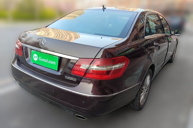 Used Mercedes-Benz E-Class 2011 E 300 L Elegant Model
