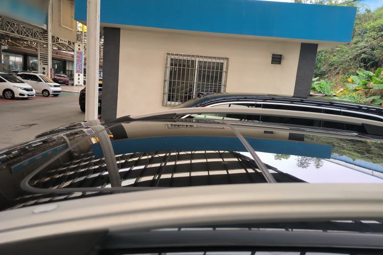 Used Honda CR-V 2017 240TURBO CVT Four-Wheel Drive Luxury Edition Roof