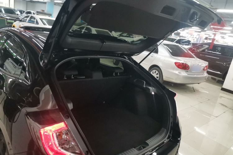 Used Honda Civic 2021 HATCHBACK 220TURBO CVT Trendy Cool Edition