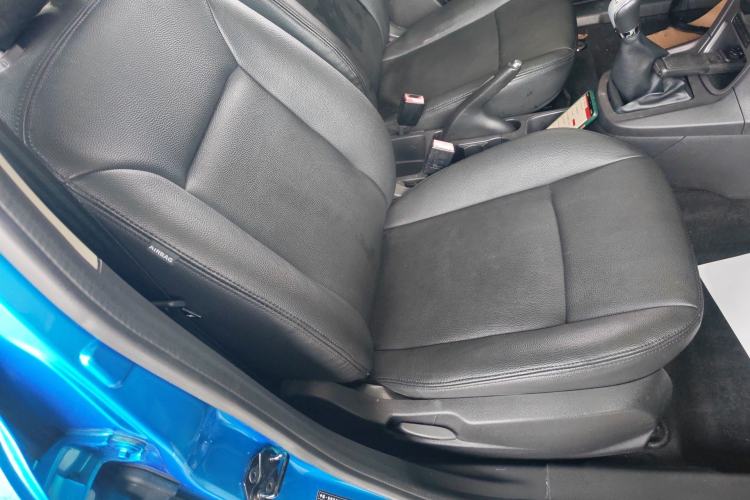 Used Ford Fiesta 2013 Sedan 1.5L Manual Fashion Edition Right Front Seat