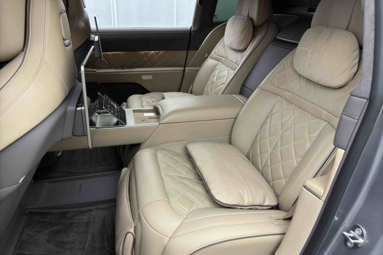 Used Nio ET9 2025 100kWh Signature Edition Interior 10