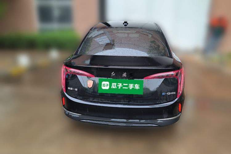 Used Hongqi E-QM5 2022 431 km Charge & Enjoy Edition