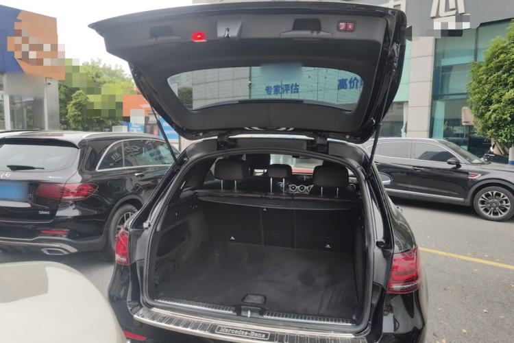 Used Mercedes-Benz GLC 2020 Facelift GLC 300 L 4MATIC Dynamic Edition Trunk