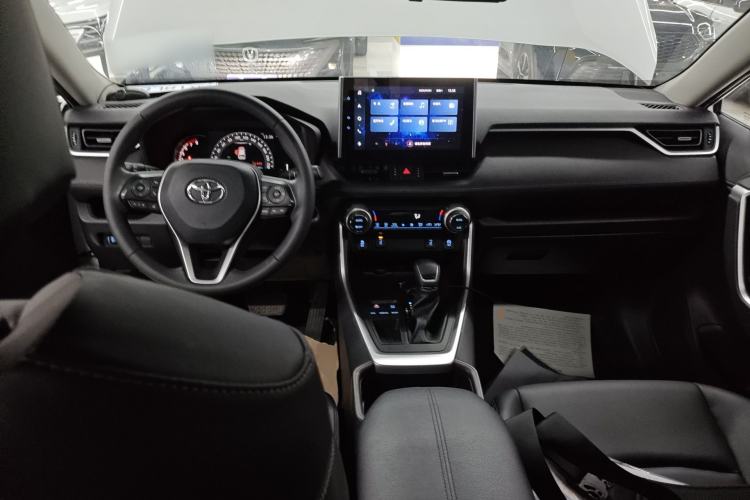 Used Toyota RAV4 2021 2.0L CVT Two-Wheel Drive Fashion PLUS Edition

