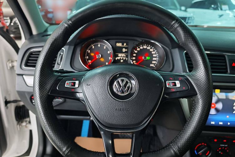 Used Volkswagen Lavida 2017 1.6L Automatic Comfort Edition