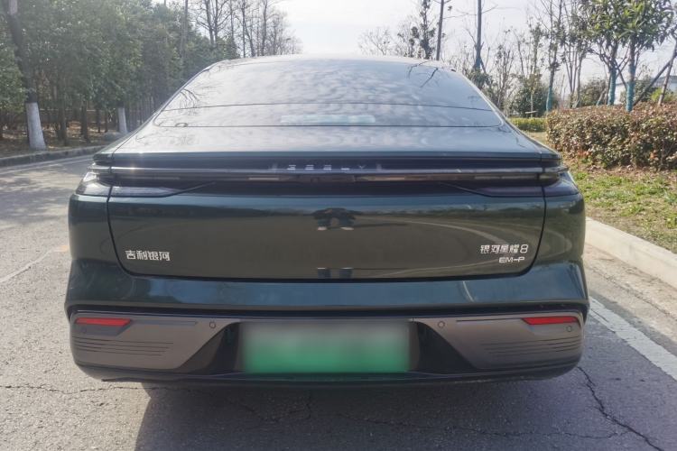 Used Geely Galaxy Galaxy 8 2025 130km EM-P Starship Edition
