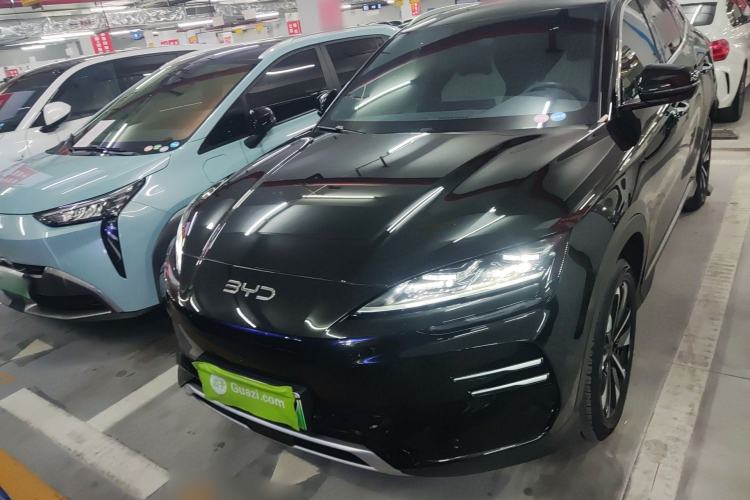 Used BYD Song PLUS New Energy 2025 EV Intelligent Driving Edition 520km Luxury Model
