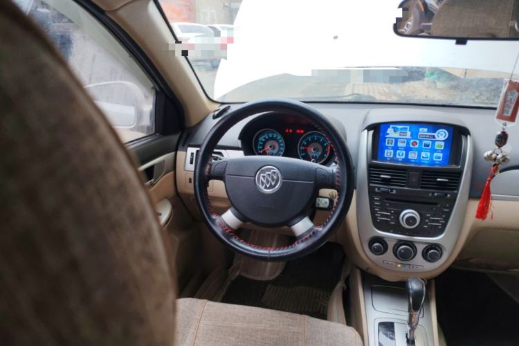 Used Buick Excelle 2013 1.5L Automatic Classic Model
