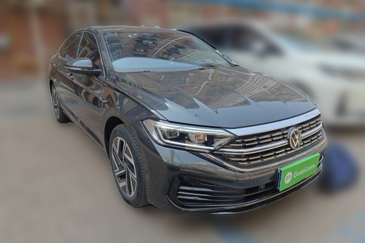 Used Volkswagen Sagitar 2023 280TSI DSG Excellence Edition Front Right 45 Deg