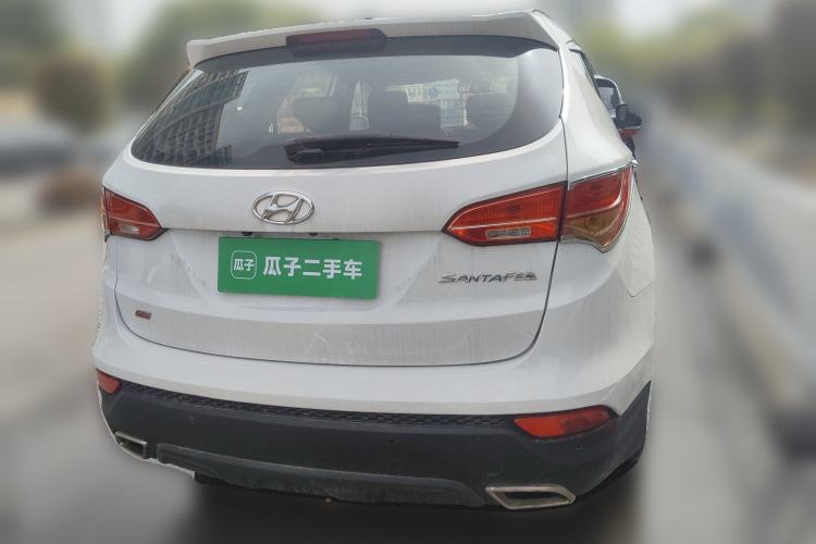 Used Hyundai Santa Fe 2013 2.4L Automatic Two-Wheel Drive Smart Version
