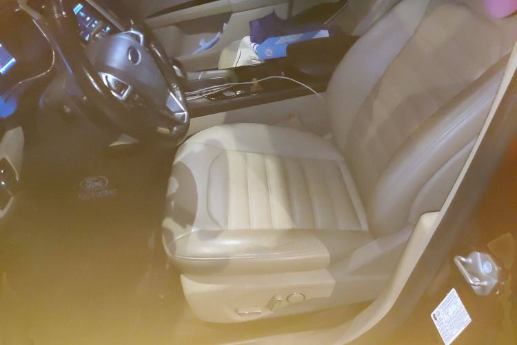 Used Ford Mondeo 2013 2.0L GTDi 200 Luxury Model
