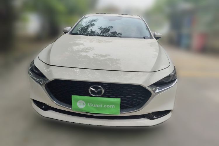 Used Mazda 3 Axela 2022 2.0L Automatic ZhiZun Edition
