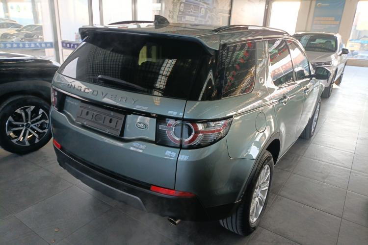 Used Land Rover Discovery Sport 2019 240 PS SE Version China VI Standard

