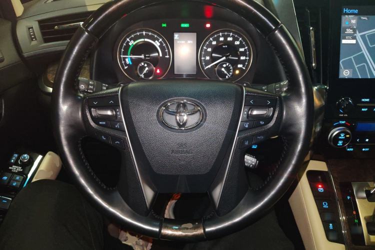 Used Toyota Vellfire 2021 Crown Dual-Engine 2.5L HV Supreme Edition
