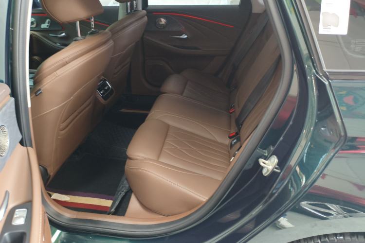 Used Chery Arrizo 8 2025 2.0T Automatic Yu+